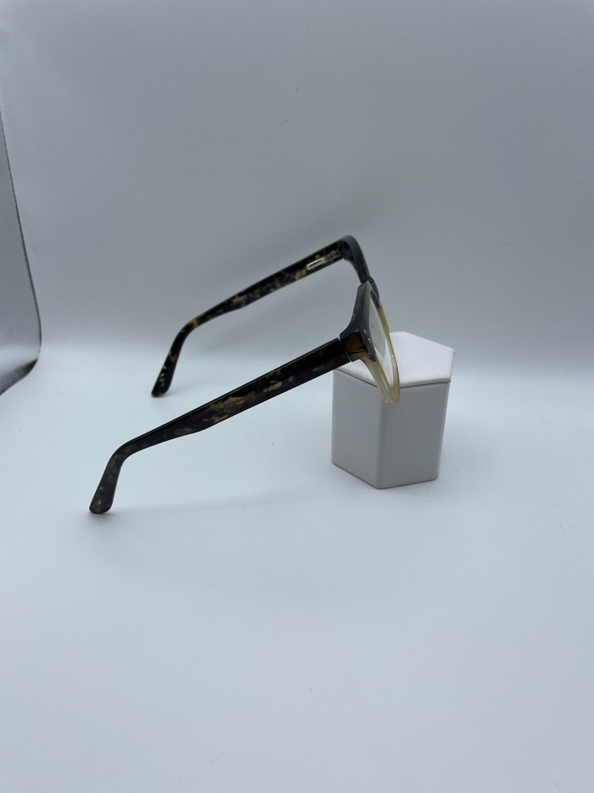 Modern Optical Brand Reaction Model 51 Eye Tortoise Blond NEW
