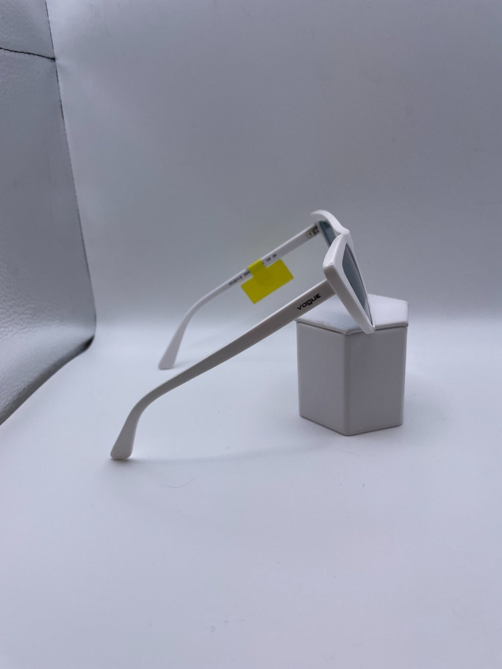 Vogue Brand VO 5211-S Model 54 Eye White NEW