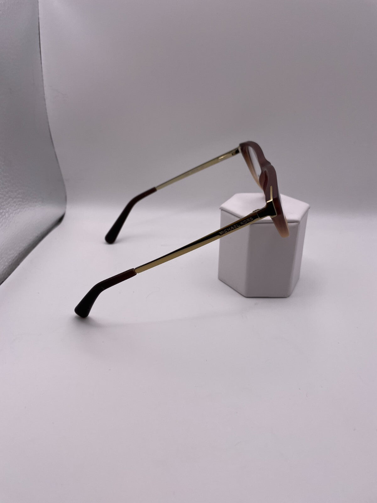Michael Kors Brand MK 8009 Paramaribo Model 53 Eye Brown Fade NEW