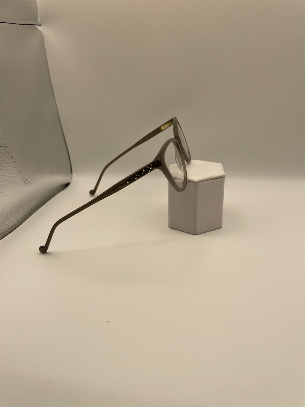 LIU•JO Brand LJ2717R Model 52 Eye Dark Gray / Crystal NEW