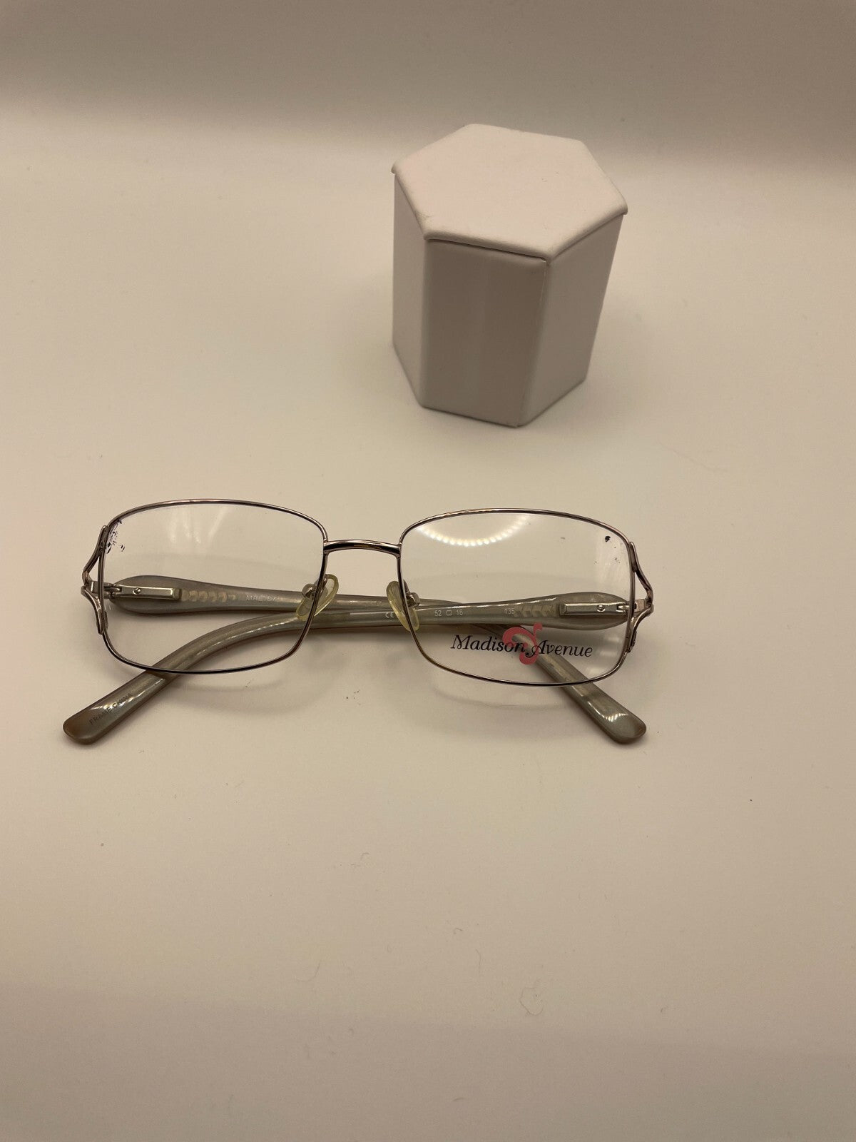 Madison Avenue Brand MAL 107 Model 52 Eye Pink NEW