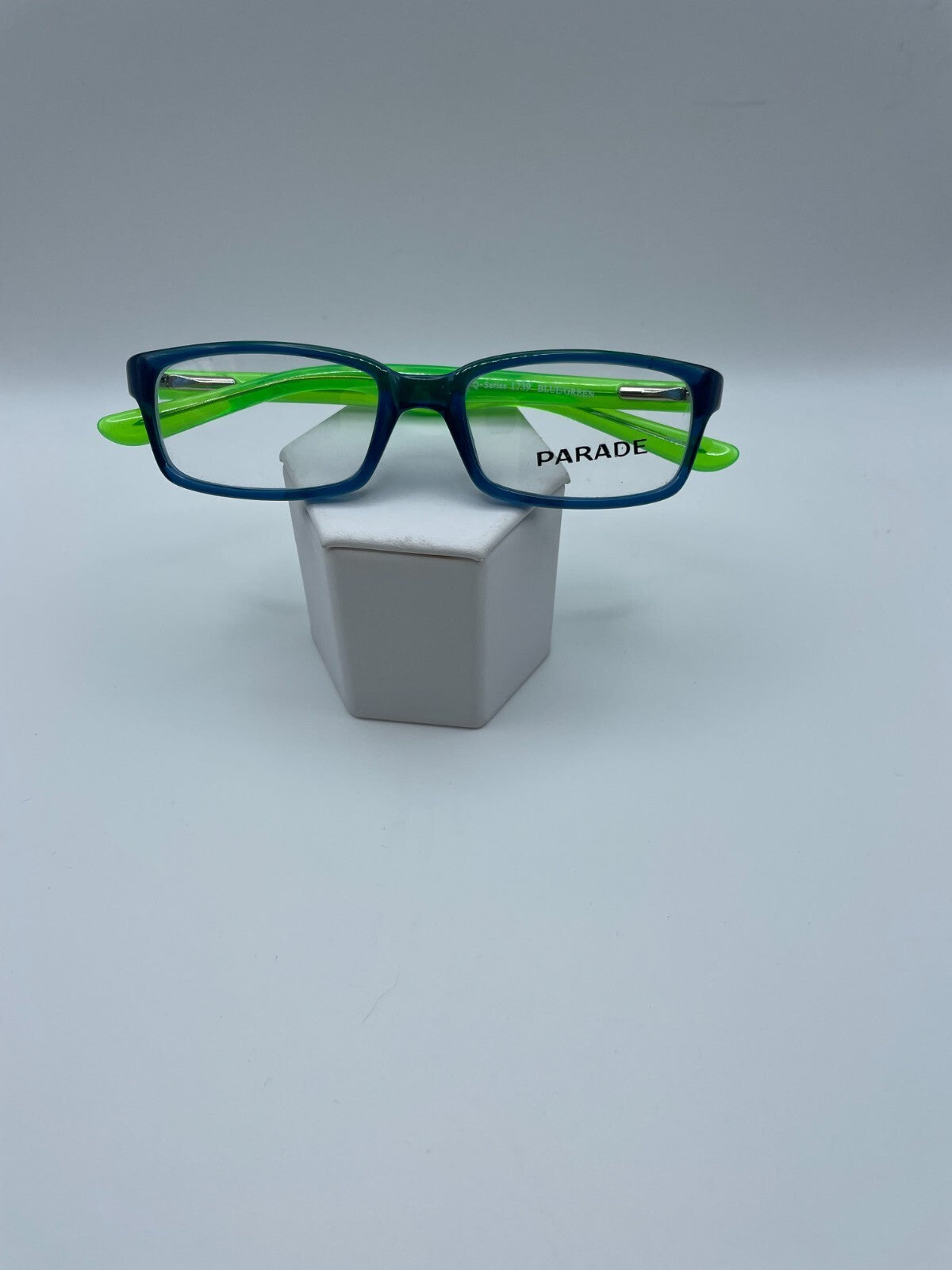 Parade Brand 1739 Model 46 Eye Green/Blue NEW