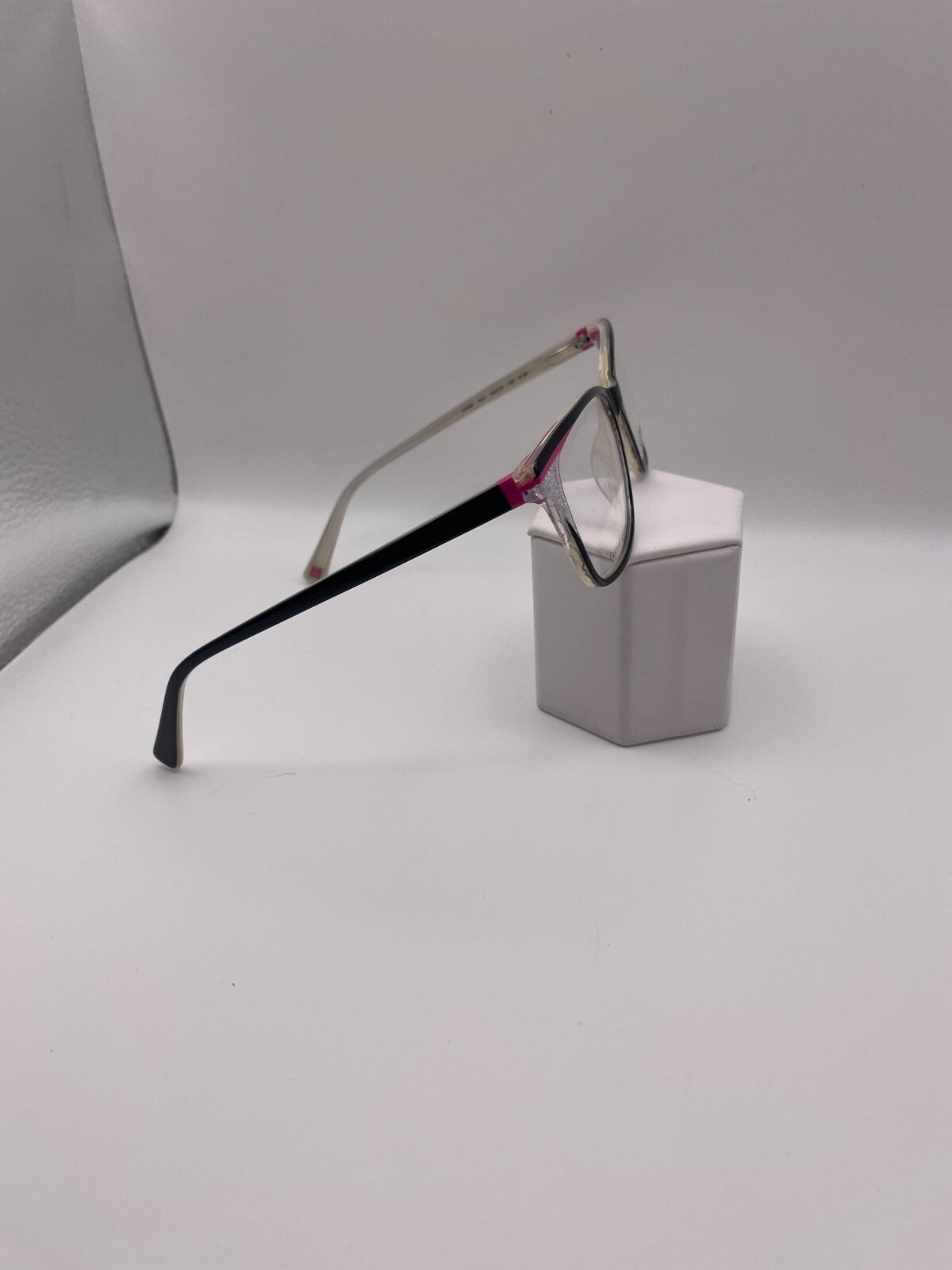 gx by GWEN STEFANI Brand GX097 Model 52 Eye BLK NEW