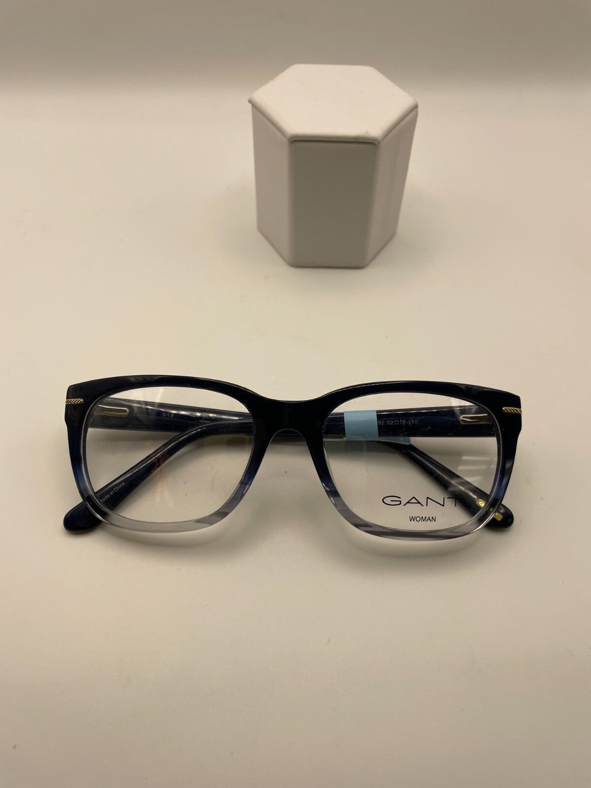 GANT Brand GA4058 Model 52 Eye Blue NEW
