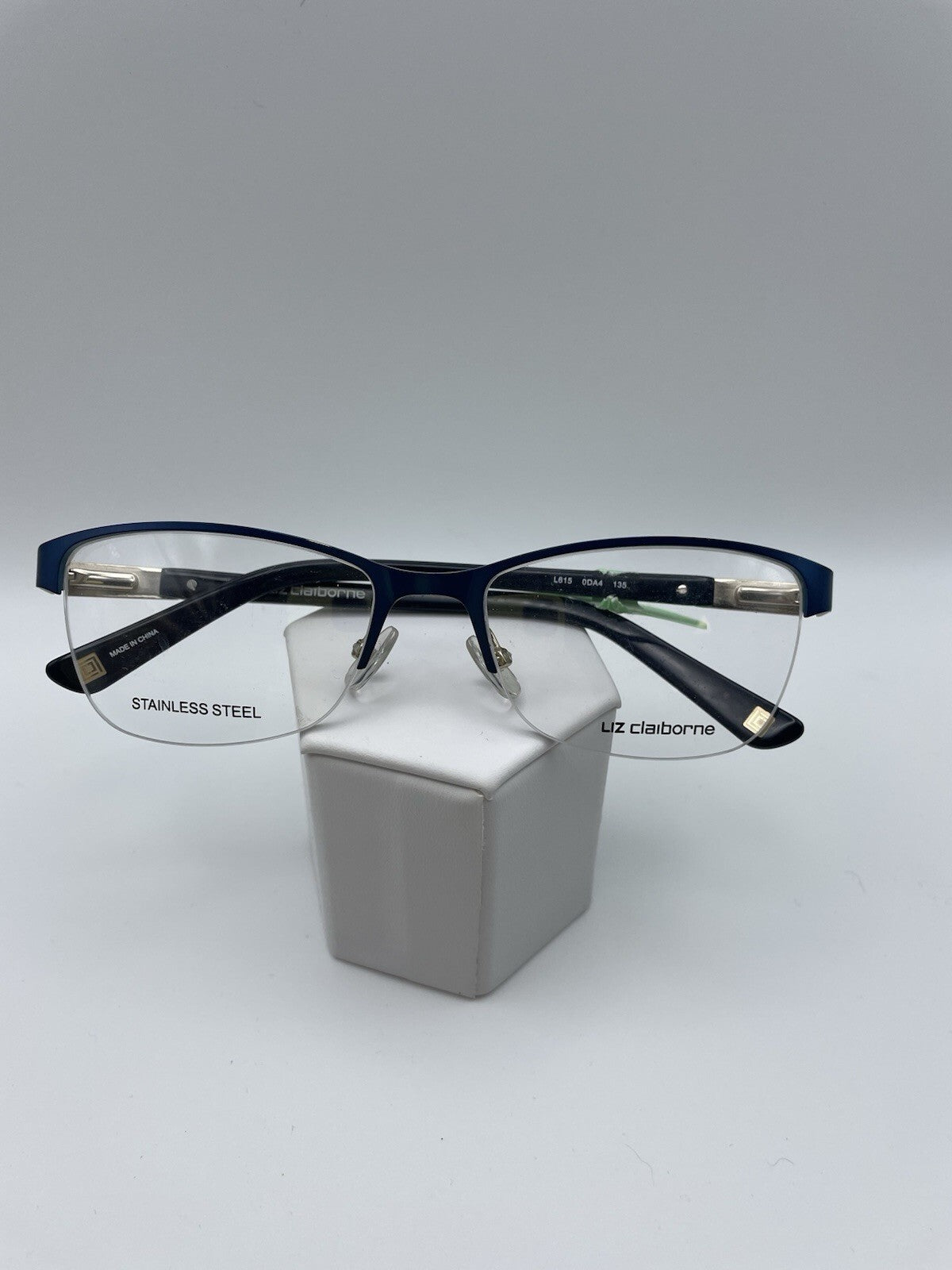 Liz Claiborne Brand L615 Model 53 Eye Blue NEW