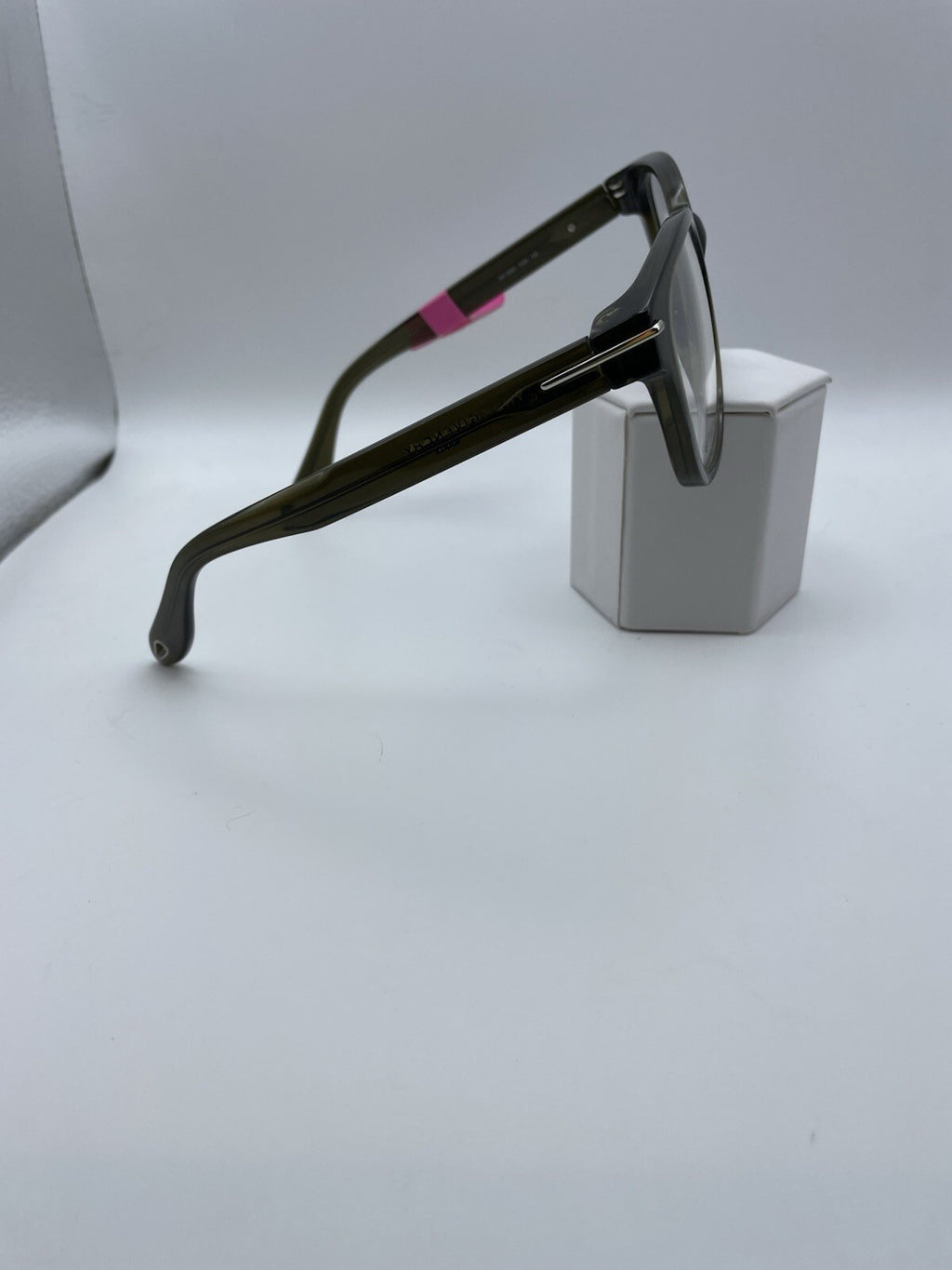 Givenchy Brand GV 0001 X4N Model 51 Eye Green NEW
