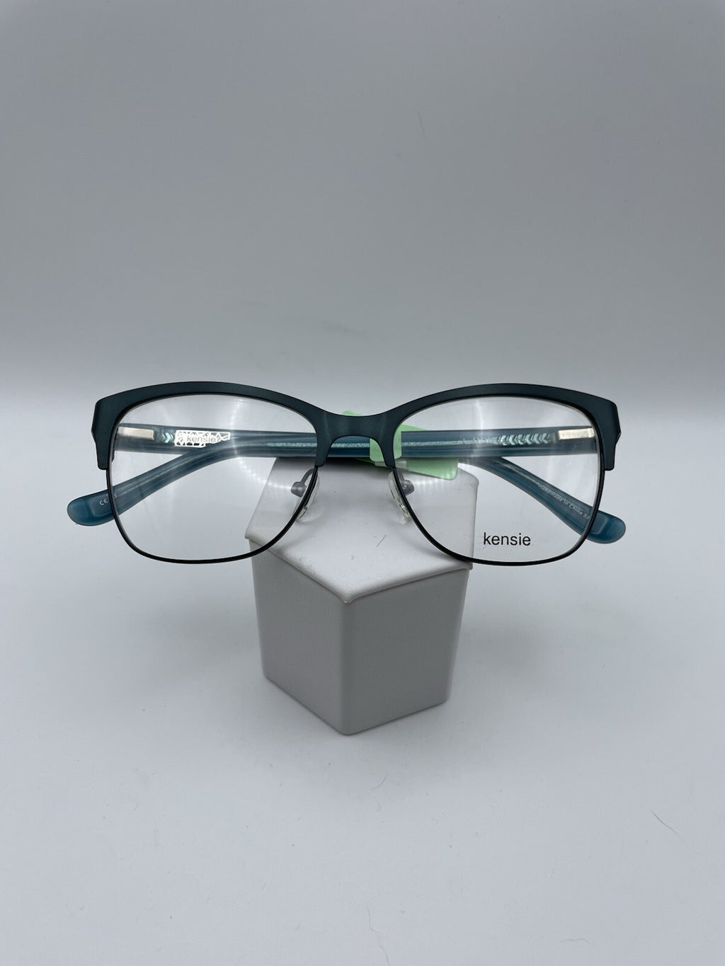Kensie Brand Stunning Model 51 Eye Turquoise NEW