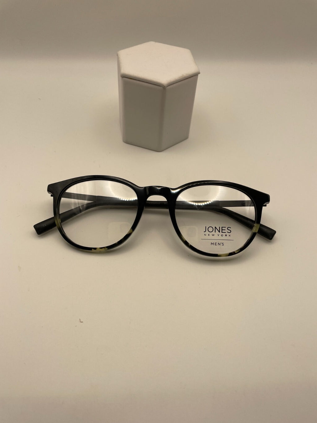 Jones New York Brand VJOM542 Model 50 Eye Black NEW