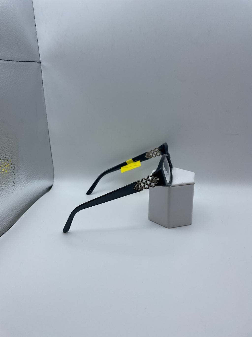 Tura Brand 696 Model 51 Eye Gray NEW