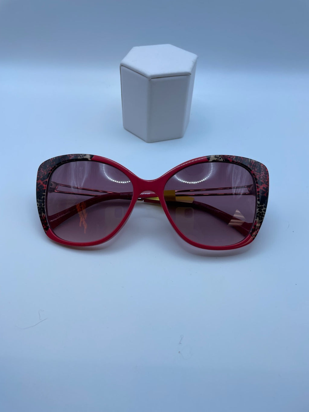 Betsey Johnson Brand IMO Model 56 Eye Coral NEW