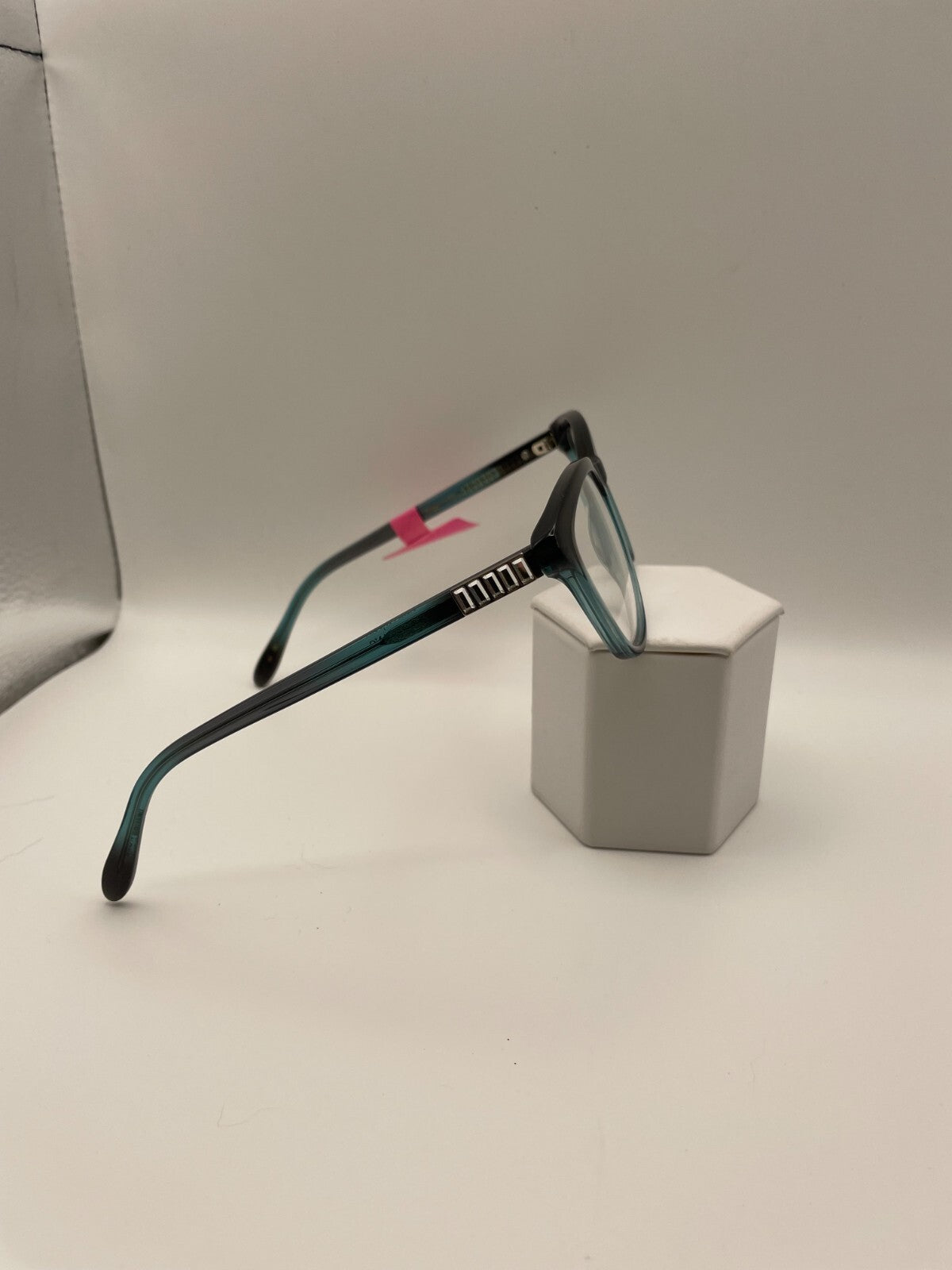 VERA WANG Brand Frigg Model 51 Eye Teal NEW